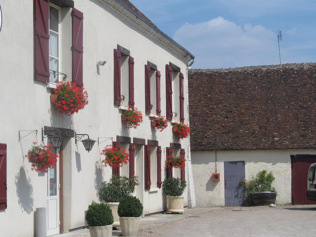Les Bords De Loire Apartment Veuves Ruang foto